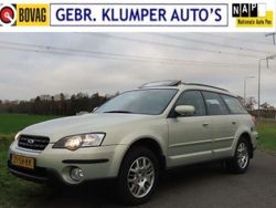 Geel, metallic lak Gebruikt 2006 Subaru Outback Comfort SUV | € 4.490 (Eerlijke prijs)