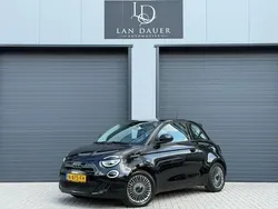 Zwart Gebruikt 2021 Fiat 500e Icon Hatchback | € 13.950 (Eerlijke prijs)