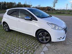Gebruikt 2014 Peugeot 208 Hatchback | € 5.450 (Eerlijke prijs)