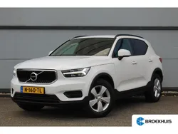 Wit Gebruikt 2022 Volvo XC40 Momentum SUV | € 29.395 (Goede deal)