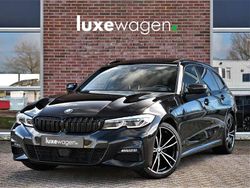 Zwart Gebruikt 2021 BMW 320 M Sport Stationwagen | € 37.900 (Iets duurder)
