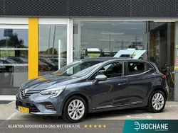 Grijs Gebruikt 2021 Renault Clio V Intens Hatchback | € 17.239 (Eerlijke prijs)