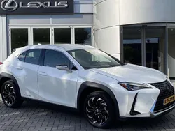 Wit Gebruikt 2020 Lexus UX 300e Business Edition SUV | € 21.400