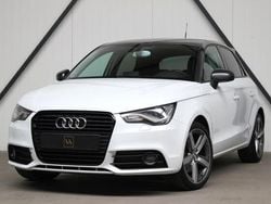 Wit Gebruikt 2012 Audi A1 Sportback Attraction Hatchback | € 8.999 (Eerlijke prijs)