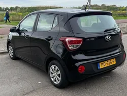 Zwart Gebruikt 2017 Hyundai i10 GO! Hatchback | € 9.450 (Eerlijke prijs)