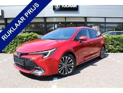 Rood Gebruikt 2024 Toyota Corolla Plus Stationwagen | € 31.950 (Eerlijke prijs)