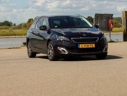 Blauw Gebruikt 2016 Peugeot 308 Allure Stationwagen | € 8.000 (Eerlijke prijs)