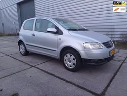 Grijs Gebruikt 2008 VW Fox Hatchback | € 1.450 (Eerlijke prijs)