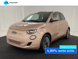 , metallic lak Gebruikt 2025 Fiat 500e Hatchback | € 28.445 (Iets duurder)