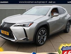 (1j7) Gebruikt 2023 Lexus UX 250h Business Edition SUV | € 35.695 (Eerlijke prijs)