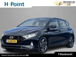 Zwart Gebruikt 2023 Hyundai i20 Comfort Hatchback | € 17.990 (Eerlijke prijs)