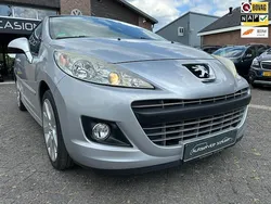 Grijs Gebruikt 2011 Peugeot 207 CC Griffe Cabriolet | € 4.450 (Eerlijke prijs)