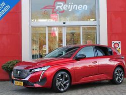 Rood Gebruikt 2025 Peugeot 308 Allure Hatchback | € 30.895