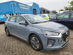 Grijs Gebruikt 2020 Hyundai Ioniq Comfort Sedan | € 11.850
