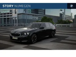 Saphirschwarz Nieuw 2025 BMW i5 M Sport Sedan | € 98.124 (Duur)