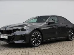 Grijs Nieuw 2025 BMW i5 M Sport Sedan | € 92.556 (Duur)