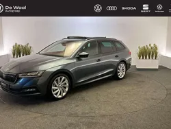 Grijs Gebruikt 2021 Skoda Octavia Style Stationwagen | € 24.900 (Iets duurder)