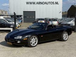 Zwart, metallic lak Gebruikt 2002 Jaguar XK8 Cabriolet | € 14.995 (Goede deal)