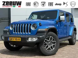 Blauw, metallic lak Gebruikt 2023 Jeep Wrangler Unlimited Sahara SUV | € 72.900 (Eerlijke prijs)