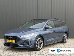 Blauw Gebruikt 2024 Ford Focus ST-Line X Stationwagen | € 29.935 (Iets duurder)