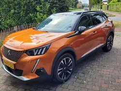 Oranje Gebruikt 2021 Peugeot e-2008 GT SUV | € 15.500 (Super prijs)