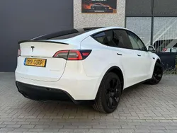 Wit Gebruikt 2024 Tesla Model Y RWD SUV | € 39.999 (Iets duurder)