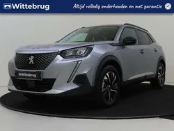 Grijs, metallic lak Gebruikt 2022 Peugeot e-2008 Allure SUV | € 21.925 (Eerlijke prijs)