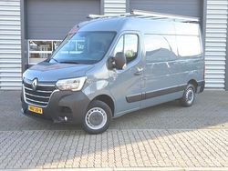 Grijs Gebruikt 2022 Renault Master Van | € 19.440 (Goede deal)