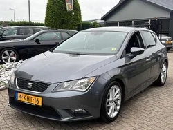 Grijs Gebruikt 2013 Seat Leon Style Hatchback | € 5.950 (Iets duurder)