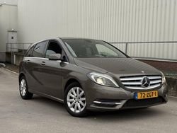 Grijs Gebruikt 2012 Mercedes B180 Ambition MPV | € 7.999 (Goede deal)