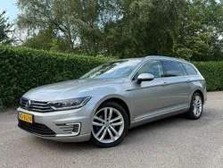 Grijs Gebruikt 2016 VW Passat GTE Stationwagen | € 14.445 (Eerlijke prijs)