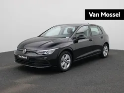 Zwart Gebruikt 2021 VW Golf VIII Business Hatchback | € 25.900 (Eerlijke prijs)