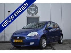 Blauw, metallic lak Gebruikt 2006 Fiat Grande Punto Hatchback | € 1.950 (Eerlijke prijs)