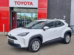 Wit Gebruikt 2024 Toyota Yaris Cross Plus SUV | € 28.790 (Eerlijke prijs)
