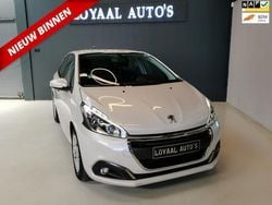 Wit Gebruikt 2017 Peugeot 208 Hatchback | € 7.749 (Eerlijke prijs)