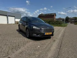 Grijs Gebruikt 2015 Ford Focus Titanium Stationwagen | € 4.995 (Eerlijke prijs)