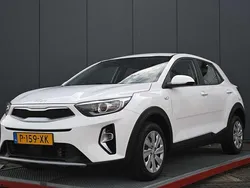 Wit Gebruikt 2022 Kia Stonic Comfort SUV | € 14.950 (Goede deal)