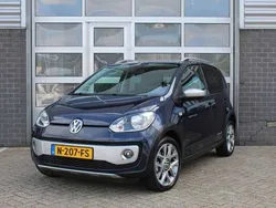 Blauw Gebruikt 2014 VW up! Hatchback | € 6.950 (Iets duurder)