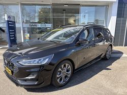 Zwart Gebruikt 2024 Ford Focus ST-Line X Stationwagen | € 25.790 (Eerlijke prijs)