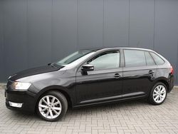 Zwart Gebruikt 2016 Skoda Rapid Joy Hatchback | € 8.789 (Eerlijke prijs)