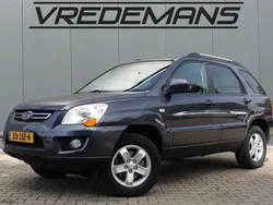 Grijs, metallic lak Gebruikt 2009 Kia Sportage SUV | € 3.750 (Goede deal)