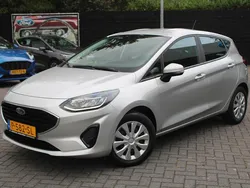 Grijs Gebruikt 2022 Ford Fiesta Hatchback | € 12.995 (Eerlijke prijs)