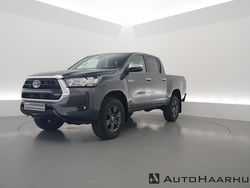 Grijs Gebruikt 2024 Toyota HiLux Pickup | € 44.450 (Iets duurder)