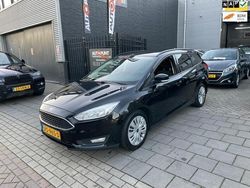 Zwart Gebruikt 2018 Ford Focus Titanium Stationwagen | € 7.999 (Goede deal)