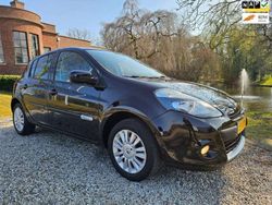 Zwart Gebruikt 2012 Renault Clio R.S. Collection Hatchback | € 5.999 (Eerlijke prijs)