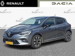 Hatchback Gebruikt 2023 Renault Clio V Evolution Hatchback | € 15.950 (Eerlijke prijs)