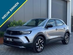 Zilver, metallic lak Gebruikt 2024 Opel Mokka Ultimate SUV | € 23.995 (Goede deal)