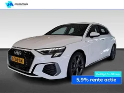 Wit Gebruikt 2021 Audi A3 Sportback e-tron Sedan | € 21.995 (Iets duurder)