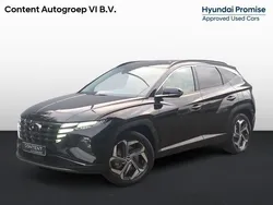 Zwart metallic Gebruikt 2024 Hyundai Tucson Premium SUV | € 38.940 (Eerlijke prijs)