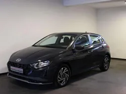 Grijs Gebruikt 2024 Hyundai i20 Hatchback | € 19.900